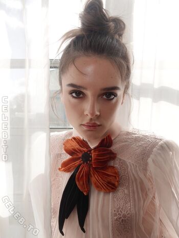 Full leaked Charlotte lawrence private photo