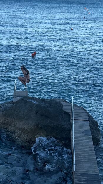 Full leaked Charlotte lawrence private photo