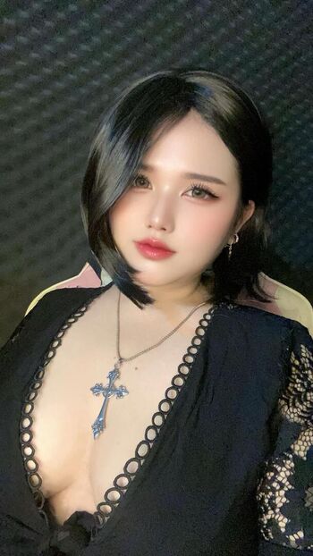 Full leaked Charlotte linlin private photo