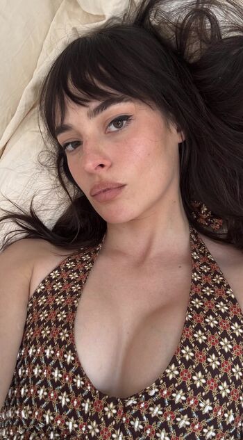 Full leaked Charlotte rose private photo