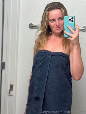 Full leaked Charlsfordevip private photo