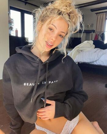 Full leaked Charly jordan  page private onlyfans photo