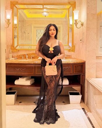 Full leaked Charu sharma private photo