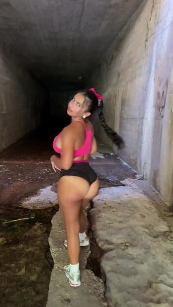 Full leaked Chavellasworld private onlyfans photo