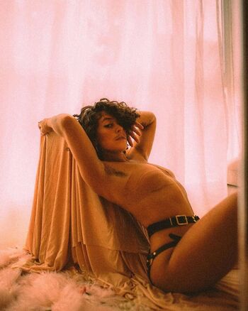 Full leaked Checheluna private photo