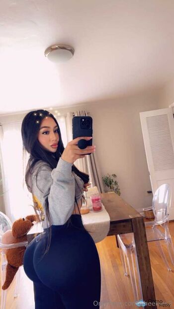 Full leaked Cheekies private onlyfans photo