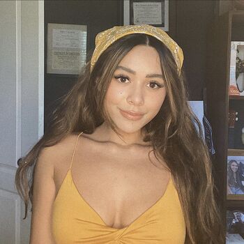 Full leaked Chellchee private photo