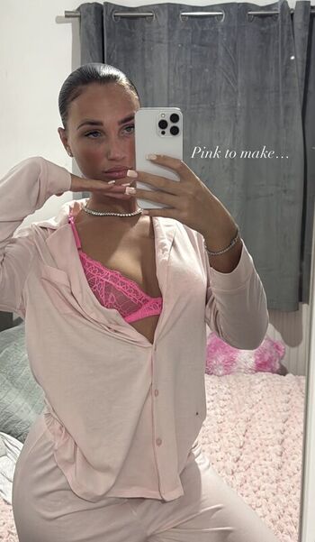 Full leaked Chelsbxx private photo
