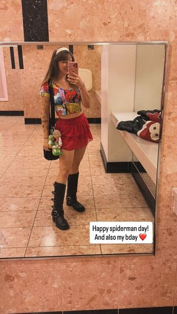 Full leaked Chelsea cook private photo