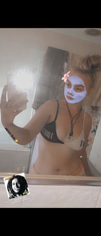 Full leaked Chelsea moore private photo