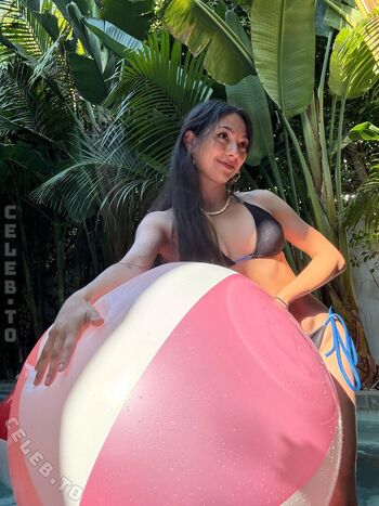 Full leaked Chelseayea private photo