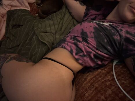 Full leaked Chelsswellss private onlyfans photo