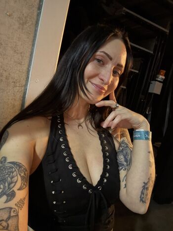 Full leaked Chelsswellss private onlyfans photo