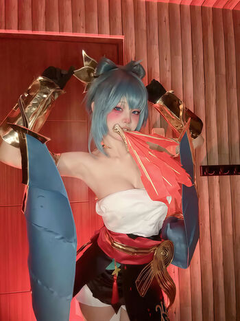 Full leaked Chelyua private photo