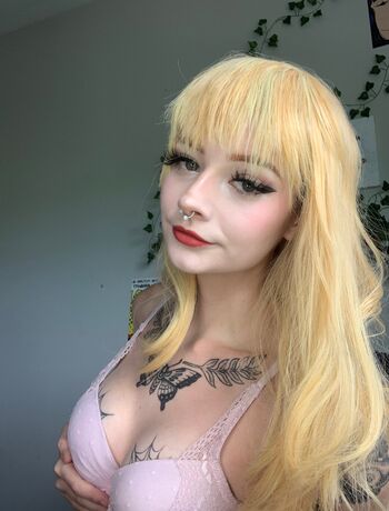 Full leaked Chemcalktten private onlyfans photo