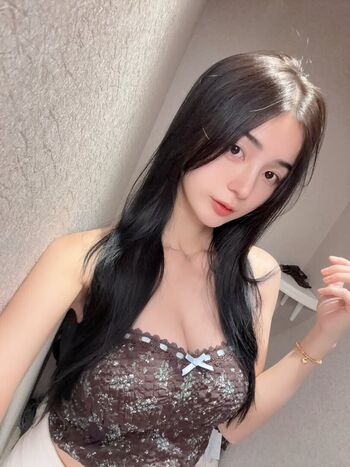 Full leaked Chenbb private onlyfans photo