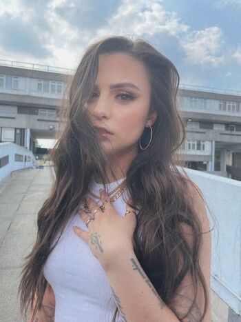 Full leaked Cher lloyd private photo
