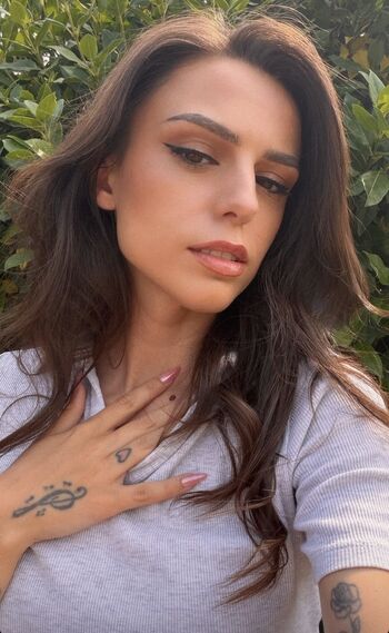 Full leaked Cher lloyd private photo