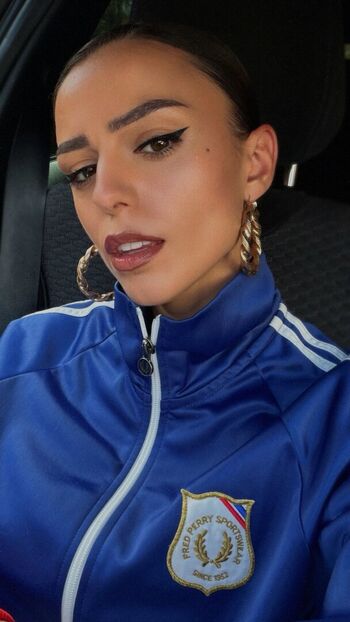 Full leaked Cher lloyd private photo