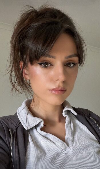 Full leaked Cher lloyd private photo