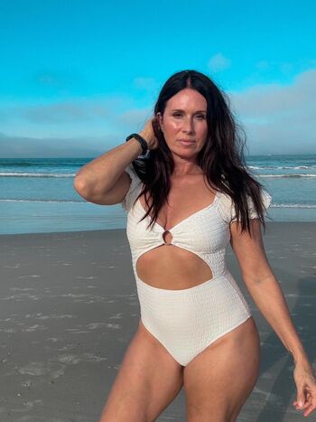 Full leaked Cheri girly private onlyfans photo