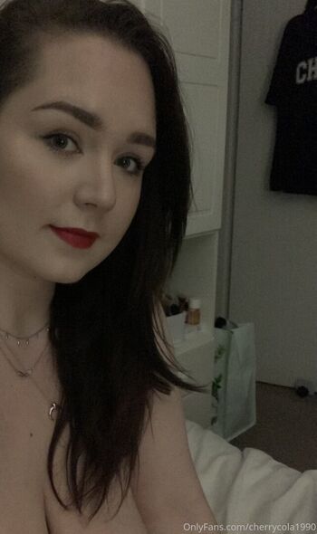Full leaked Cherry cola private photo