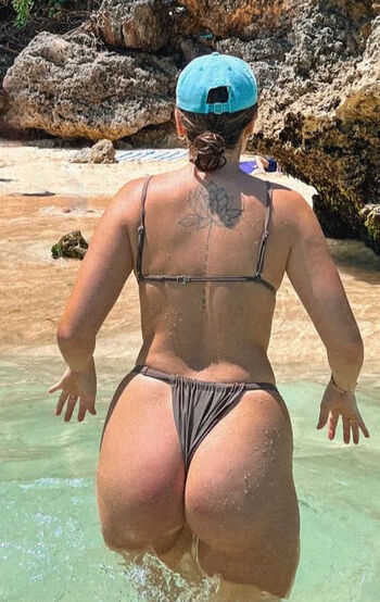 Full leaked Cherry lace private photo