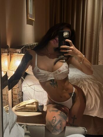 Full leaked Cherryrebelle private onlyfans photo