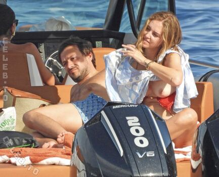 Full leaked Chiara ferragni private photo