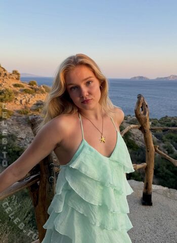 Full leaked Chiara tews private photo