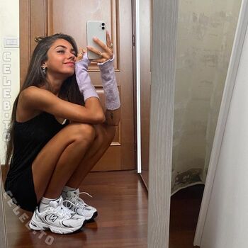 Full leaked Chiaraacasadei private onlyfans photo