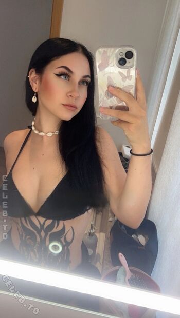 Full leaked Chiarajolin private onlyfans photo