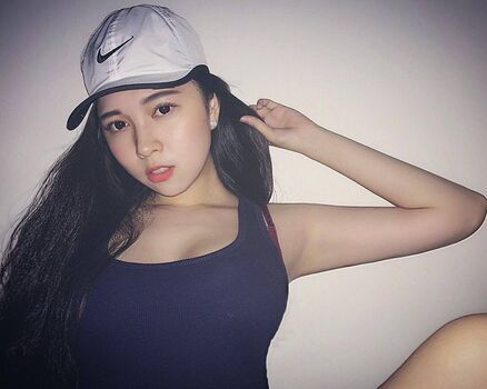 Full leaked Chibe chin page private onlyfans photo