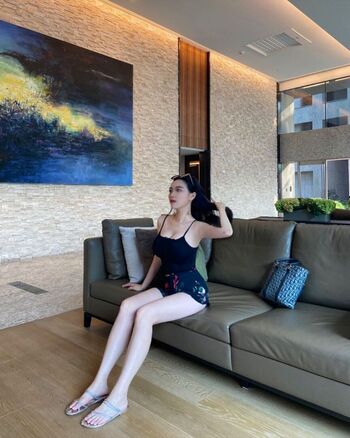 Full leaked Chibe chin page private onlyfans photo