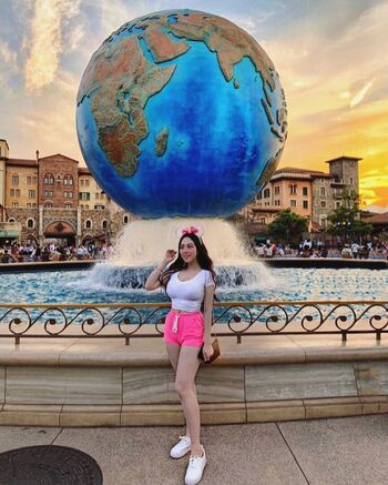 Full leaked Chibe chin page private onlyfans photo