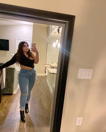 Full leaked Chichi private onlyfans photo