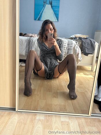 Full leaked Chichiluluciole private photo