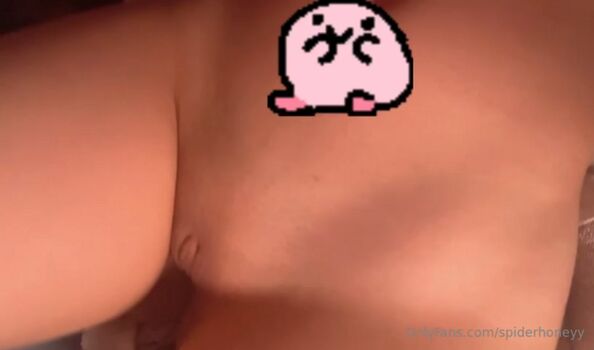 Full leaked Chinitaxxxu private photo