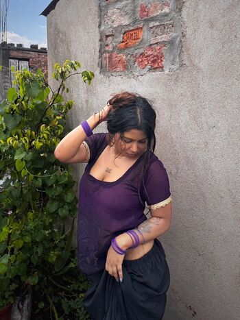 Full leaked Chirasree sarkar page private photo