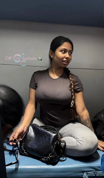 Full leaked Chirasree sarkar private photo