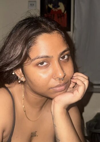 Full leaked Chirasree sarkar private photo