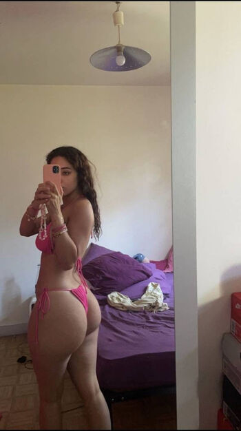 Full leaked Chlo private photo