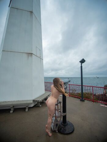 Full leaked Chlobodyyyvip private photo