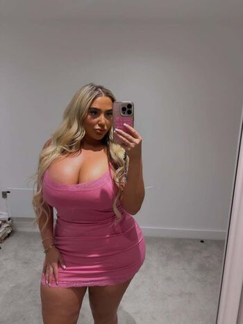 Full leaked Chloe amber private onlyfans photo