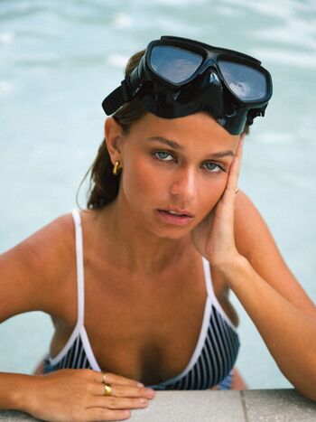 Full leaked Chloe campbell private onlyfans photo