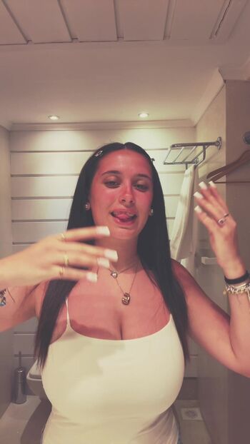 Full leaked Chloe carnevaletti page private photo