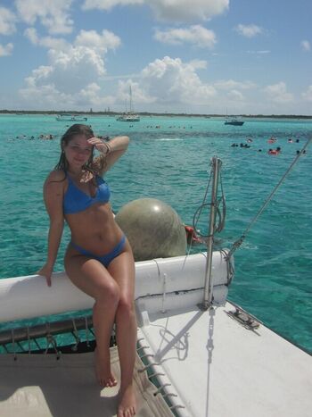 Full leaked Chloe lafeve private photo