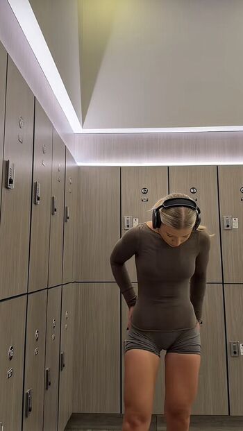 Full leaked Chloe lippai private onlyfans photo