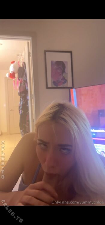 Chloe Yummy