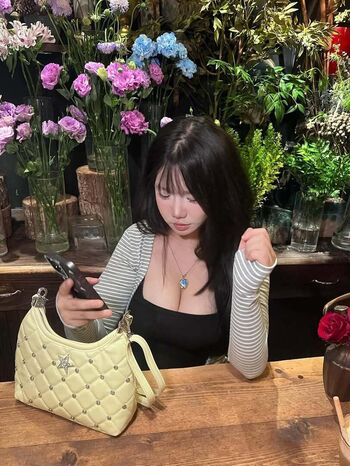 Full leaked Chloe private onlyfans photo